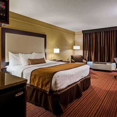 Best Western Plus Strawberry Inn & Suites Knoxville Exteriör bild
