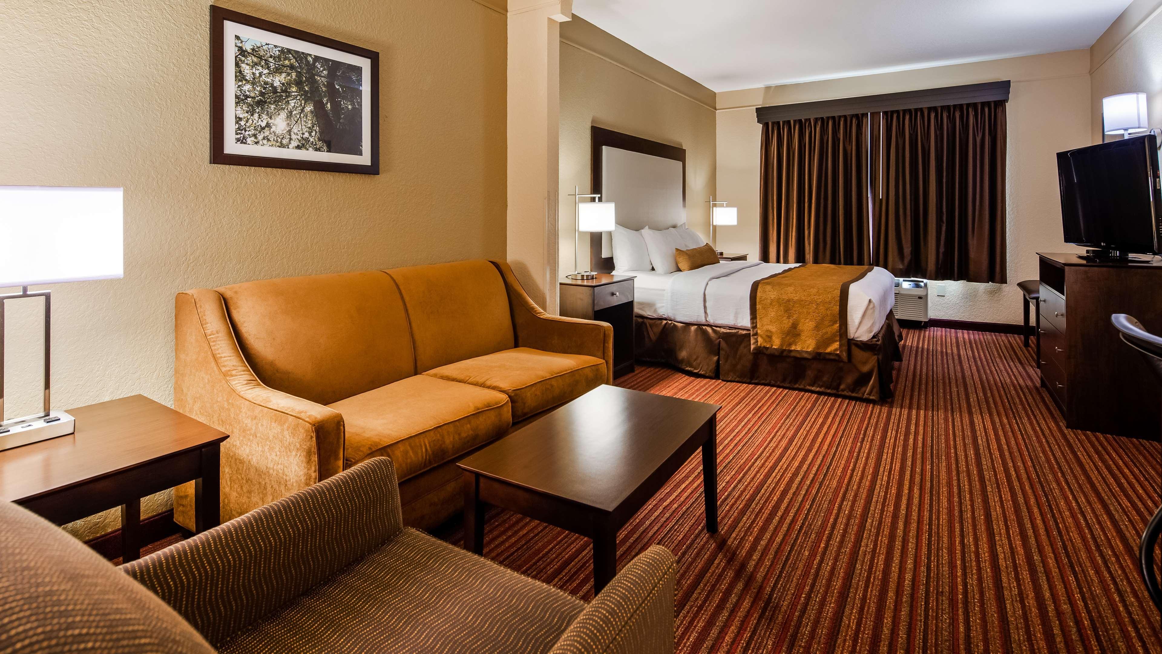 Best Western Plus Strawberry Inn & Suites Knoxville Exteriör bild