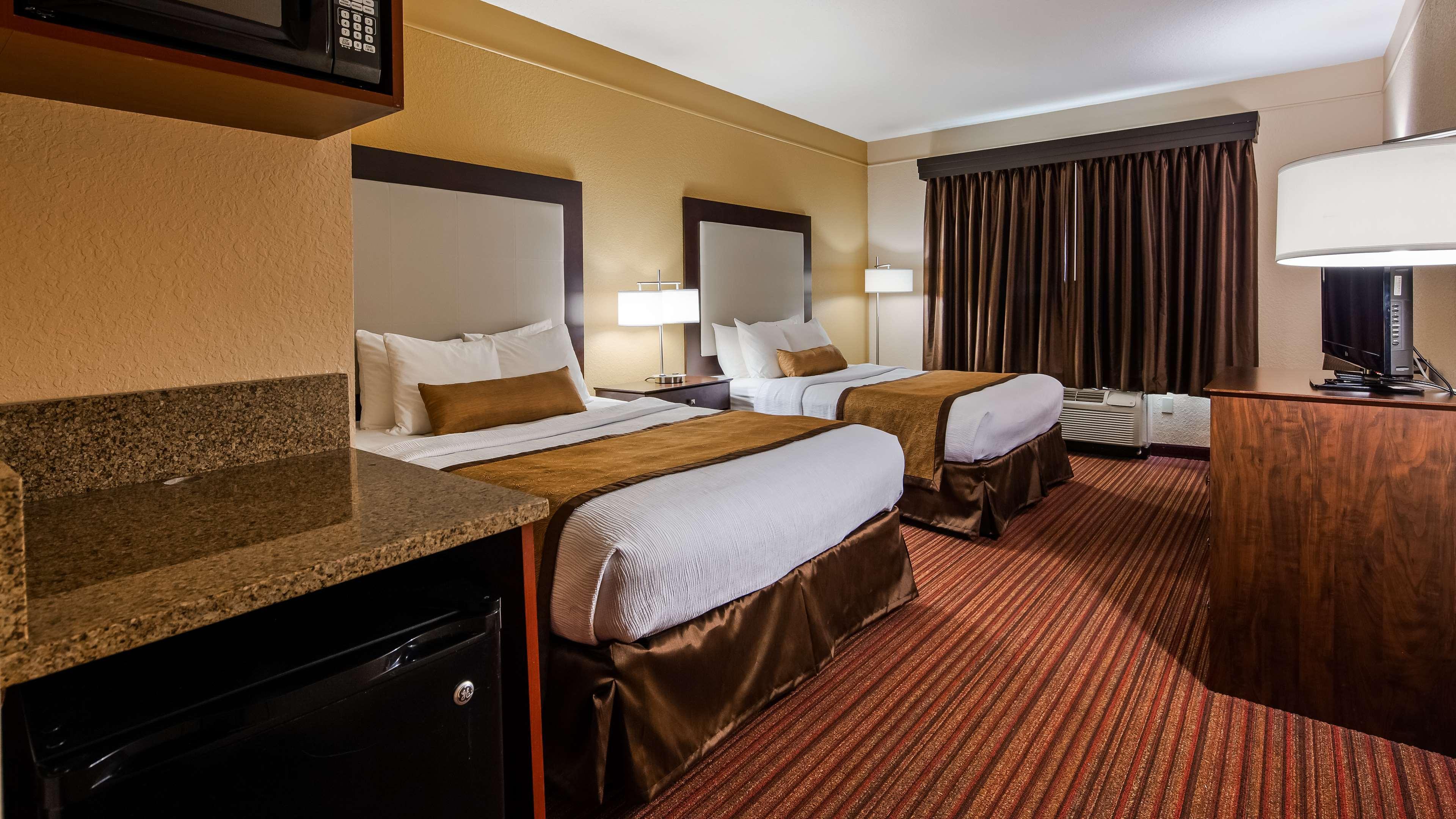Best Western Plus Strawberry Inn & Suites Knoxville Exteriör bild