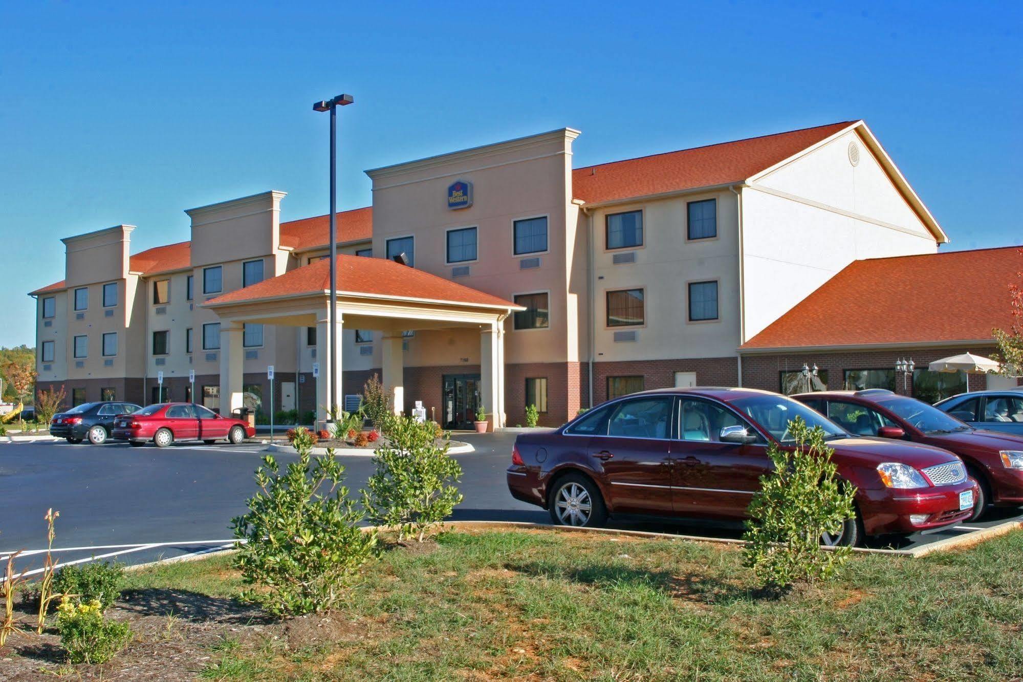 Best Western Plus Strawberry Inn & Suites Knoxville Exteriör bild