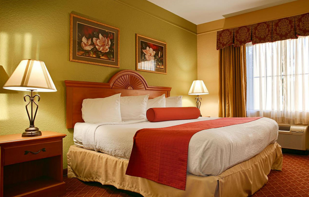 Best Western Plus Strawberry Inn & Suites Knoxville Exteriör bild